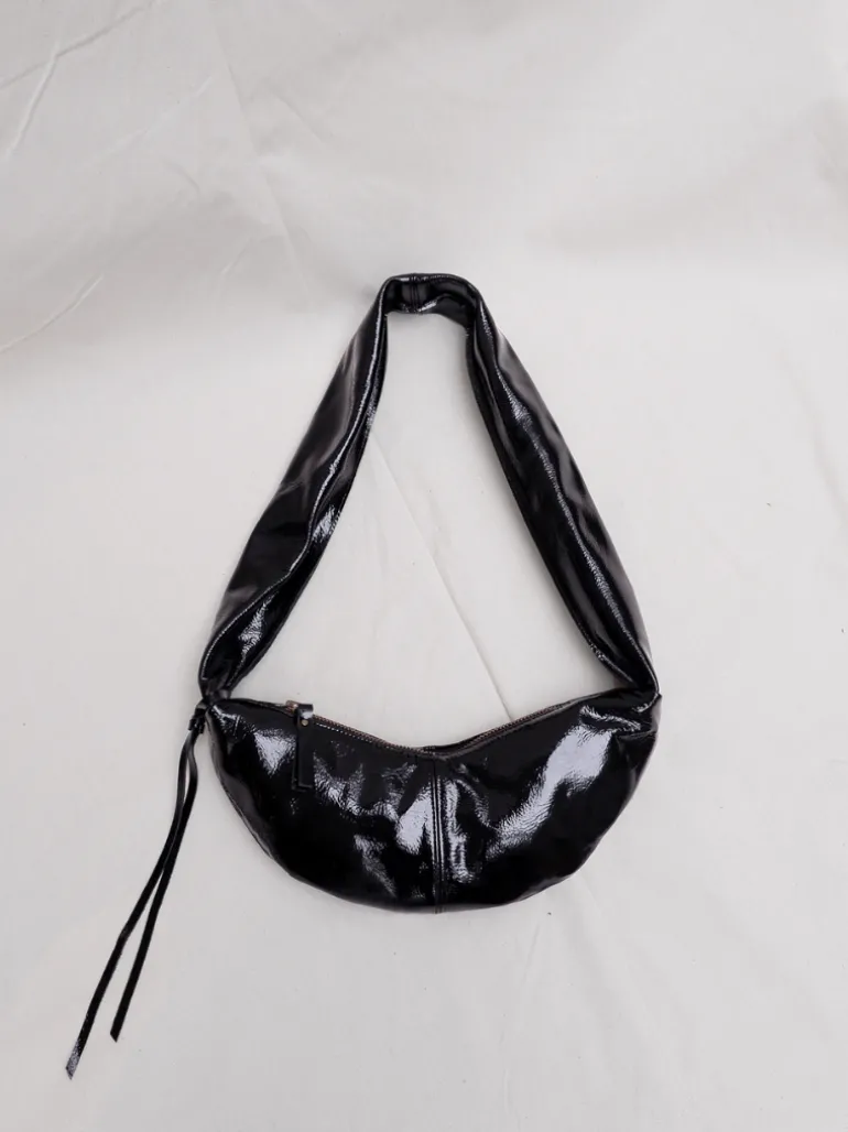 Banana bag XS crushed patent black