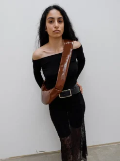 Banana bag XS glossy brown