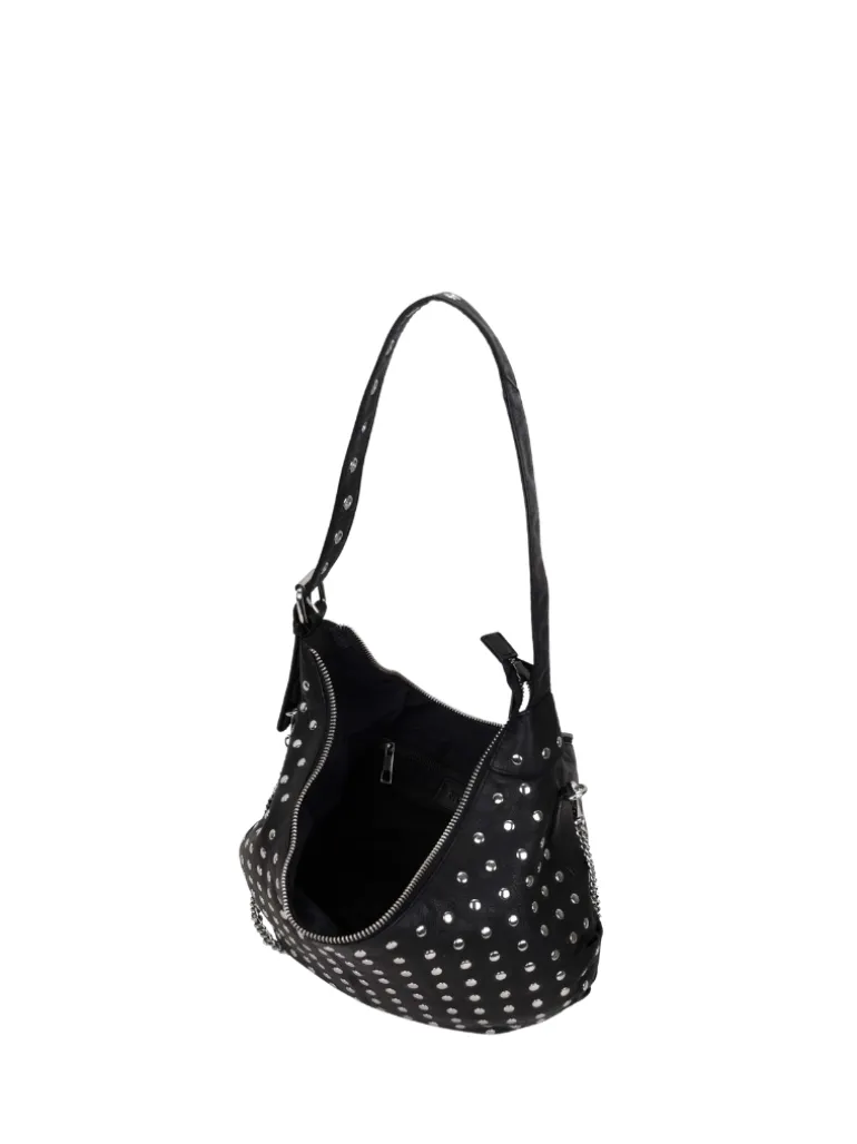 Dagmar Rivet washed black