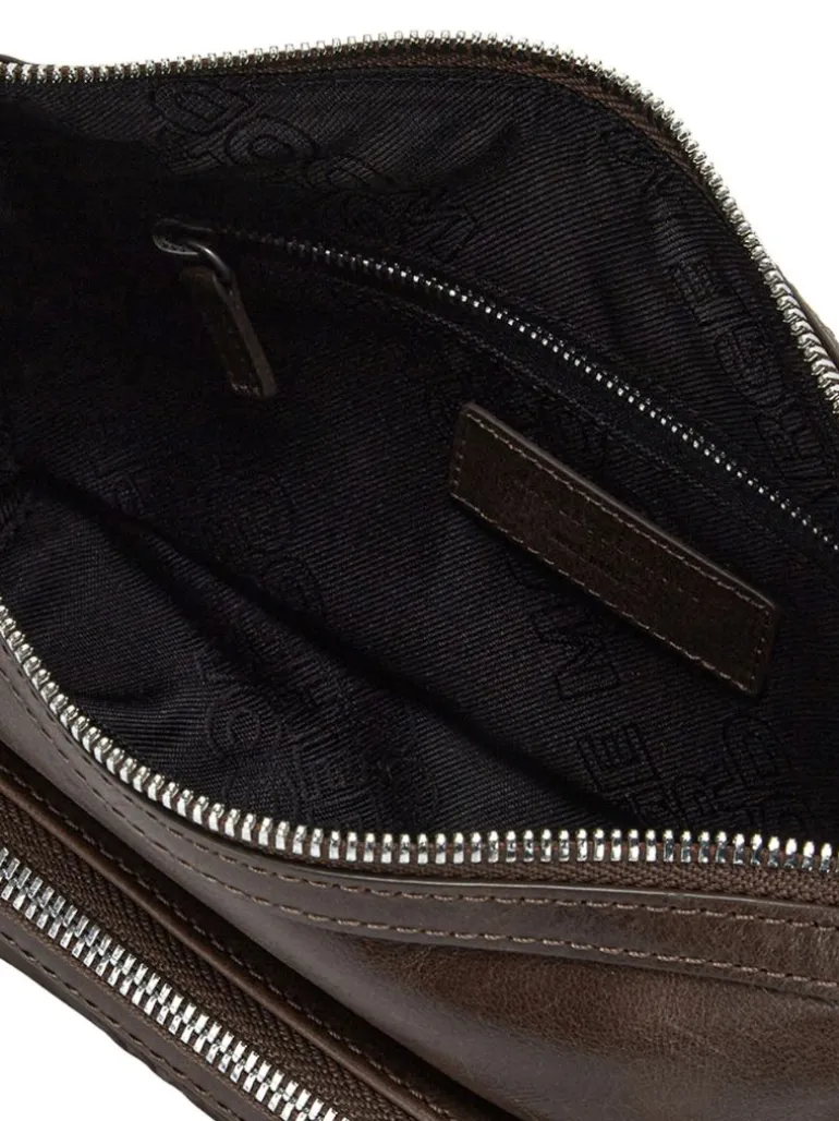 Outpocket Hobo Mini washed brown pull-up