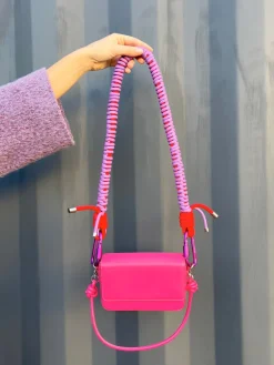 Pantone fucsia