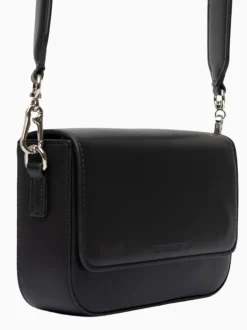 Pantone negro