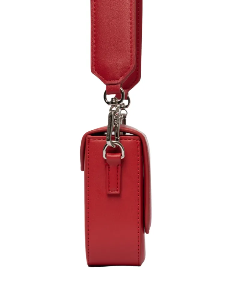 Pantone rojo