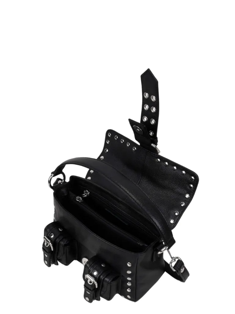 Small Honey Buckle Rivet Mountain black